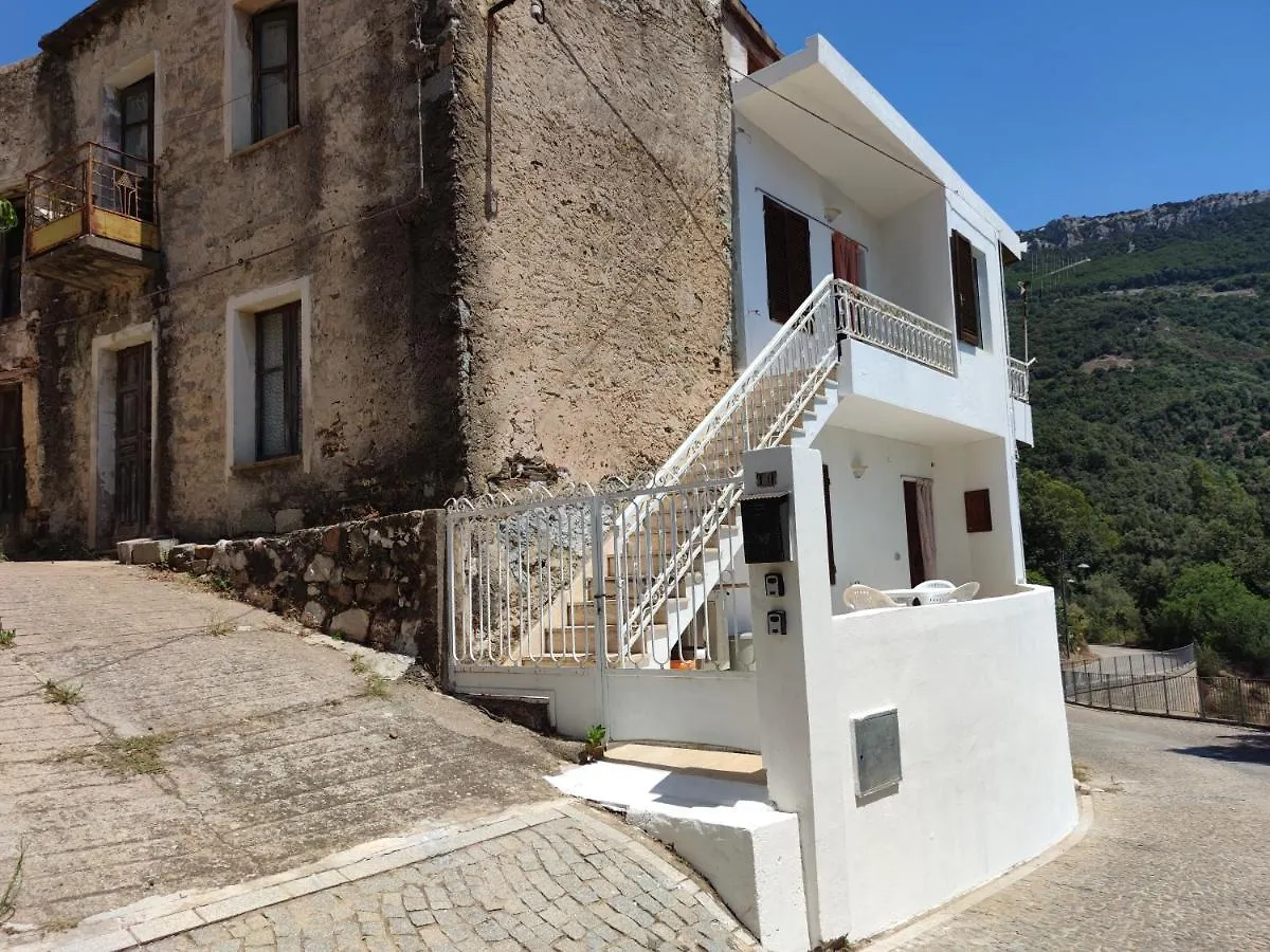 Сasa de vacaciones Villa Sa Dommu 'e su coro Triei