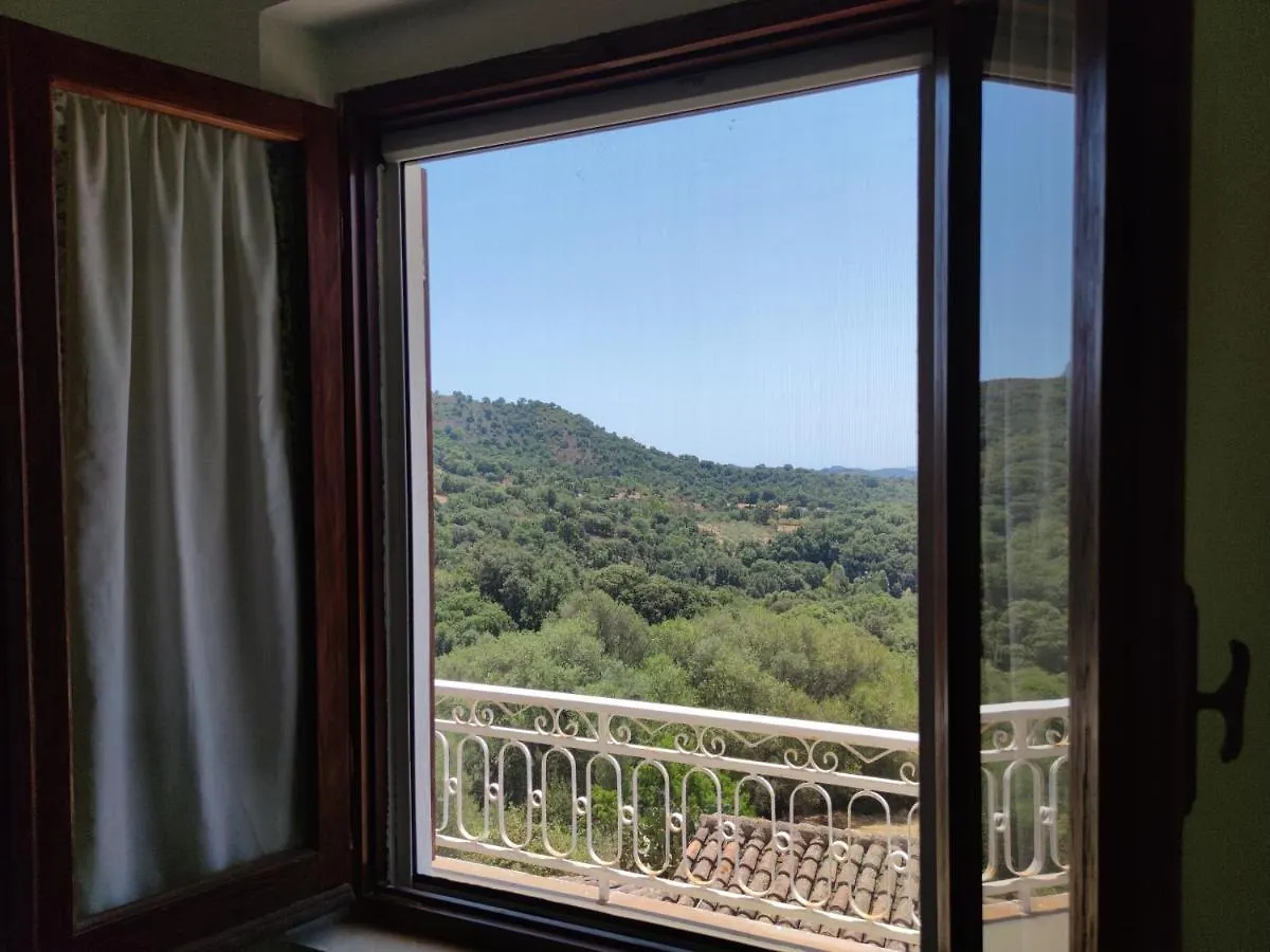 Villa Sa Dommu 'e su coro Triei Italia
