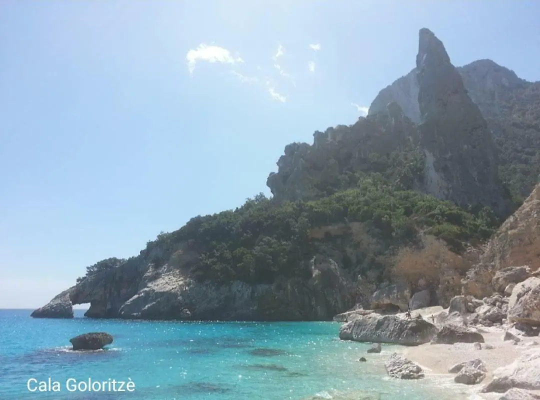 Villa Sa Dommu 'e su coro Triei 0*,